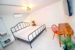 1.8 • 1st Floor • 2BR • Parking • 480SF • Urban - 4
