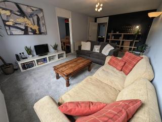 Spacious 2BD flat close to City Centre great area - 2
