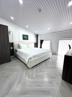 Paris Hotel Châu Đốc - 9