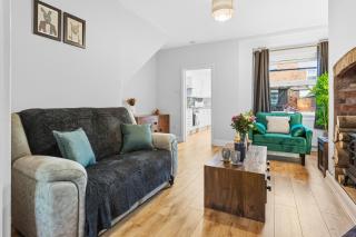 Luxe 2 Bedroom Home Long Term Stays Free Parking - 2