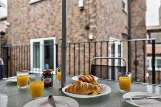 2 Bed in Whitby oc-w793 - 1