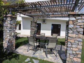 Homezie AGRIA - 8