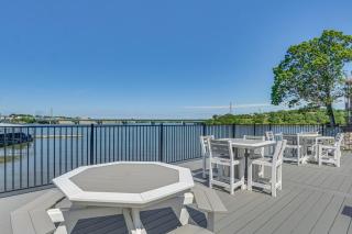Lakefront Osage Beach Condo w/ Balcony & Pool - 7