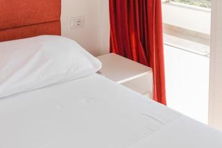 Hotel Maresol Accommodation - 9