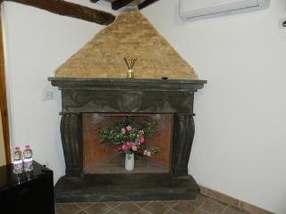 Suite matrimoniale Sofia con bagno privato - 6