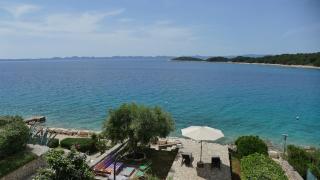Big Family House with Beach Access - 0