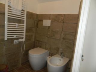Palazzo le Balze with 3 bedrooms and 3 private bathrooms - 4