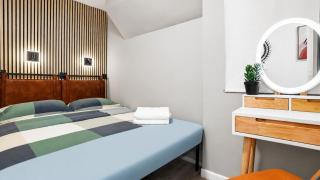 Elegant 3 Bedroom Unit in Lower Manhattan - 3