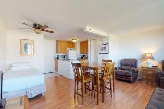 Island Colony 2202 - 30-Night Minimum - 6