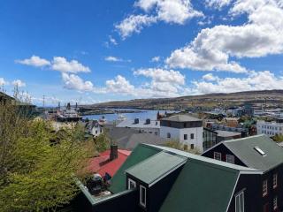 Ocean View Apartment - Heart of Tórshavn - 7