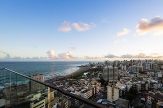 Lit 760 - Close to the Beach and the Convention Center | Carpediem by Housi - 1