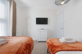 Cosy 3BR in Coronation Terrace - 3