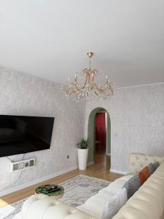 Charming & Peaceful Central Home - 7
