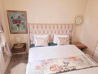 The Gallery Guest House - 5