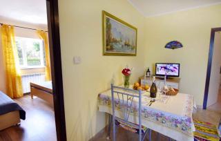 Lovely accommodation with private garden - 3