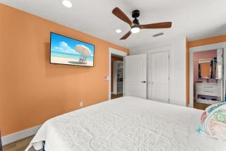 Pickleball, HTD Pool, Mini Golf, Game Room, B Ball - 3
