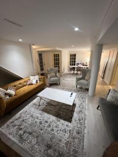Nice and Cozy Entire Suite - 7
