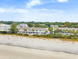 Beach Club Villa 30 - Coastal Oceanfront! Pool! Walkout! - 9