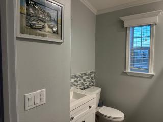Lake Front, Beach Retreat - 7