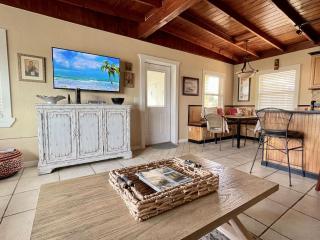 Pensacola Beach Cottage - 0