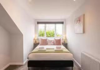 Luxury 3 Bed House in Giffnock. Big Garden Drive - Pass the Keys - 5