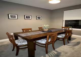Luxury 3 Bed House in Giffnock. Big Garden Drive - Pass the Keys - 3