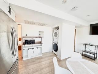 Stylish 4BR Near USC & Downtown LA - 1