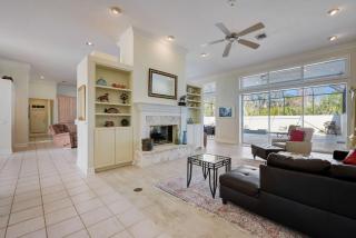 Private Heated Pool & Hot Tub Near the Golf Course and the Popular UTC Mall - 4