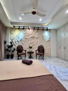 Luxury Family Apartment AC, Fast Wifi & Parking - 0