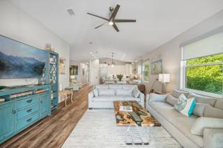 Private Heated Pool & Hot Tub Retreat - Longboat Key Coastal Living - 6