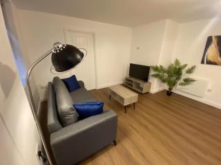 1Bed Flat with Easy Access to Bath and Bristol - 3