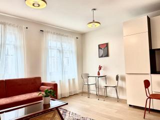 Modern 1BR Apartment in Antwerp Historical City Centre - 6