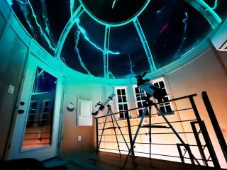 Stargazing Planetarium Treehouse Beaver Lake View - 1