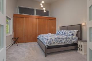 The Anchorage Grand Upscale 4BR Downtown Rental - 6
