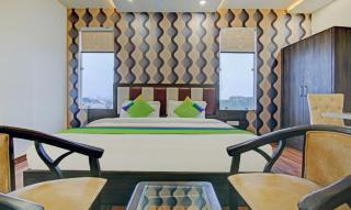 Hotel Super Affordable silverkey Stay Near Krishna Nagar -Free Parking Facility - 9