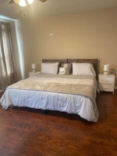 Spacious Richmond TX Family Home Near Houston Sleeps 10 Pet Friendly Great WiFi Comfortable Stay - 6