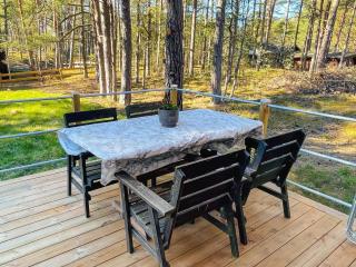 4 person holiday home in YNGSJÖ - 8