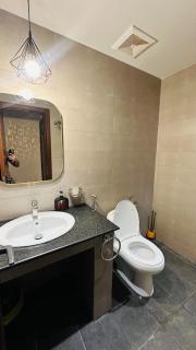 Luxury 2 BHK Apartment in Gulberg with Balcony - 6