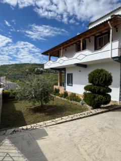 Villa Xherimeja - 4