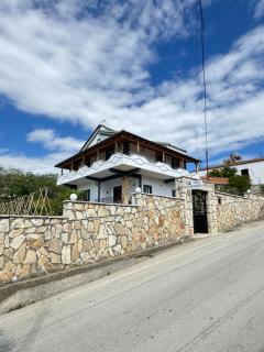 Villa Xherimeja - 1