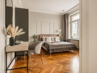 Iconic Sunset Penthouse 115 sqm - 4