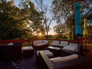 Holbrook Retreat - 5 bedroom on 47 acres - 8