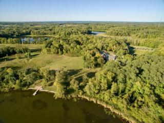 Holbrook Retreat - 5 bedroom on 47 acres - 4