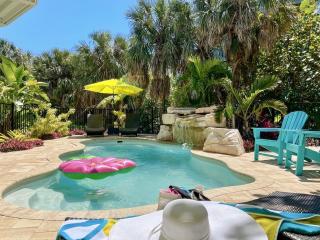 Swing Bar, Golf Carts, Private Pool w Waterfall - Captiva - 0