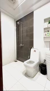 Luxury 1Bed perfect for Family and Business stays and vacations in Bahria Town - 3