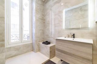 Modern 1 Bedroom 50m from Monaco - 8