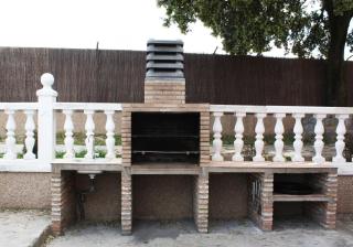 Preciosa villa para grupos grandes con piscina y BBQ - 3