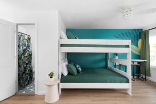 Motel Miya - King and Queen Bunk Room #7 - 4