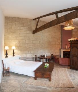 Château Latour Segur Suites & Spa - 8