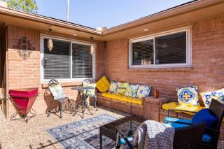 Mini Resort with Pool - 6